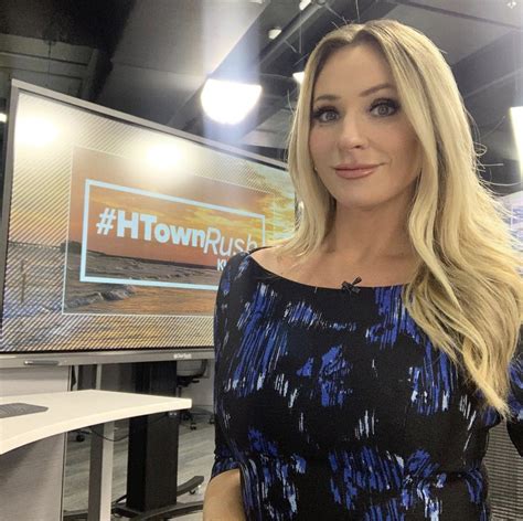 10 Attractive Weather Girls Who Are Sure To Brighten Up Your Day