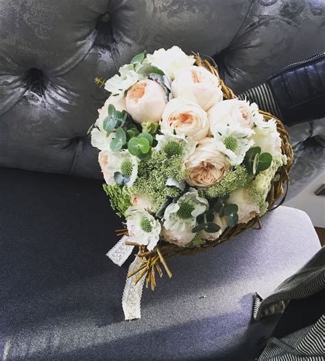 How do you find out what kind (and colors) of flowers are in season during your wedding month? Heart shaped Bridal Bouquet | Flower bouquet wedding ...