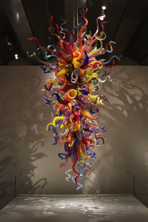 Spotlight On Dale Chihuly — Museum Of Glass