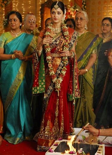 Aishwarya rai in white net saree. Ever Unseen Looks of Aishwarya Rai in Saree with Images