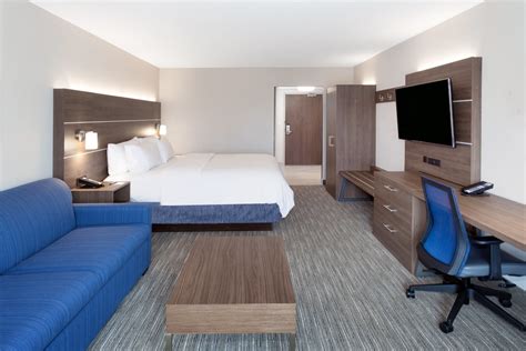 Holiday Inn Express And Suites Ottawa Downtown East An Ihg Hotel Ottawa
