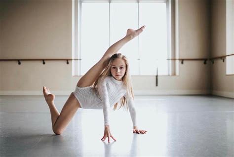 Blonde Ballerina Bei Einem Gymnastik Fick Telegraph