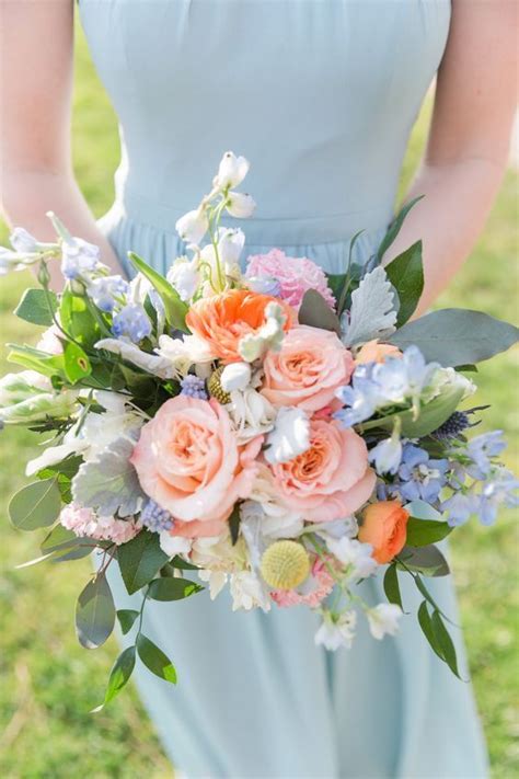 top 9 elegant summer wedding color palettes for 2019 peach and pink flowers make the p
