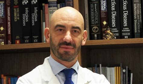Matteo bassetti piange la scomparsa della madre. Bassetti: "Se il coprifuoco non funziona, tenere a casa ...
