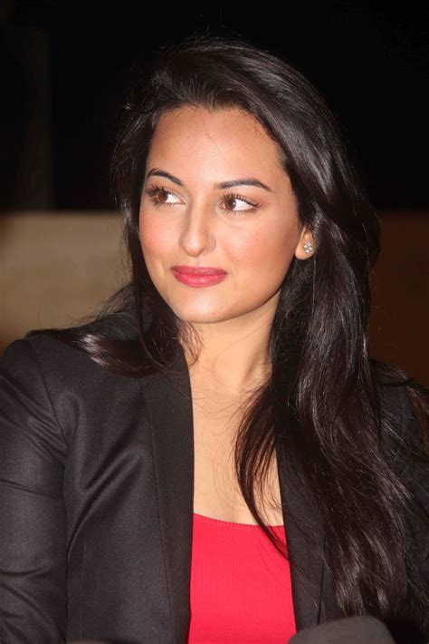 High Quality Bollywood Celebrity Pictures Sonakshi Sinha Showcasing Her Sexy Legs