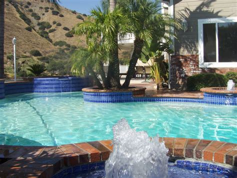 How to clean pool tile calcium. POOL TILE CLEANING PRO (877)835-8763 Orange County Los ...