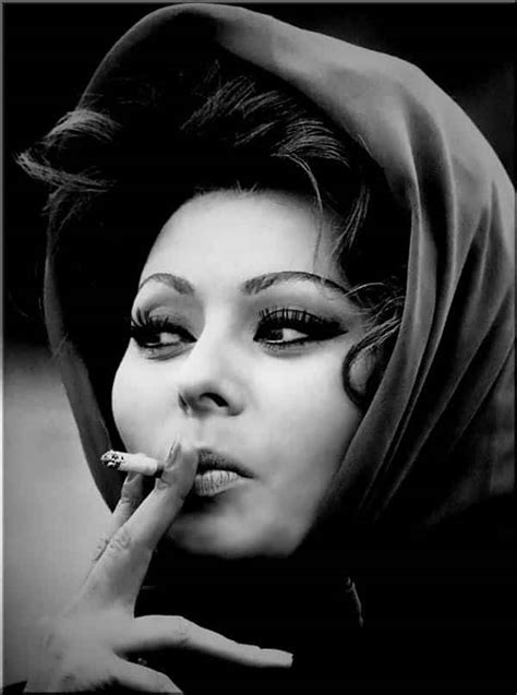Sophia Loren La Bella Fashionista And Fashion Icon
