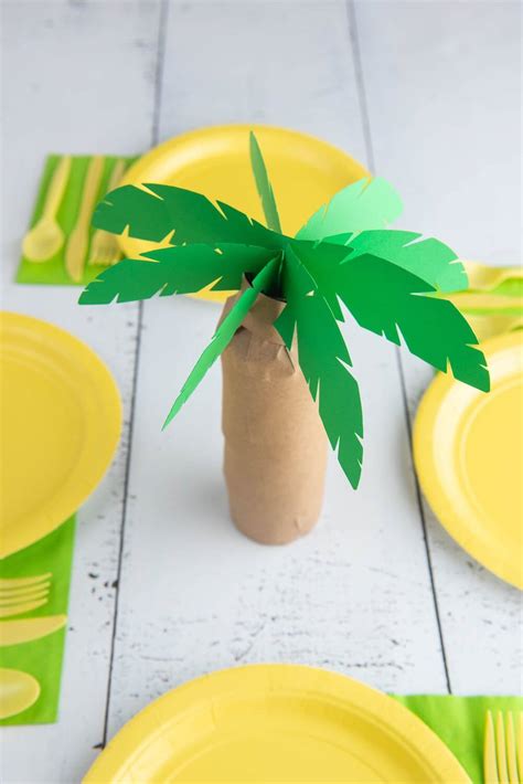 Luau Palm Tree Centerpiece Hawaii Decorations Hawaii Travel With Kids