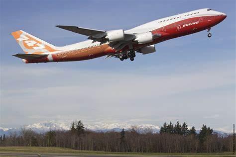 Boeing 747 8 Intercontinental Aircraft Makes Its Maiden Flight