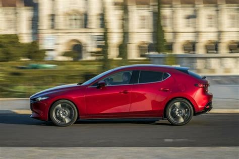 Nová Mazda 3 Ceny Rozmery A Výbava Auto Sme