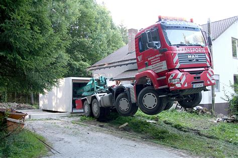 Doch nicht jeder, der eine garage aus holz will, möchte sich auch den aufwand machen, den es bedeutet, die garage selbst aufzubauen. Garage selber bauen oder fertig kaufen?