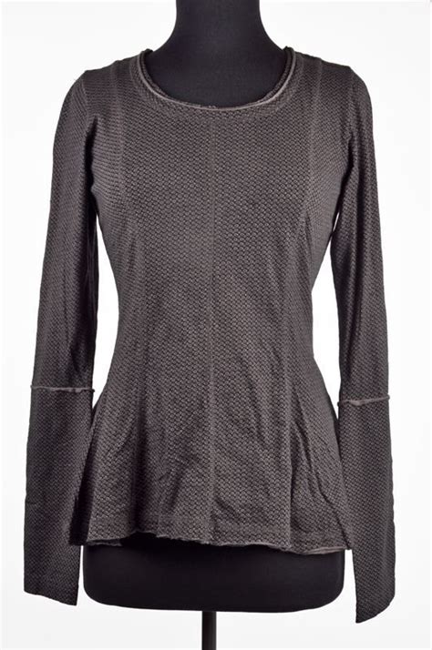 2 suits + 2 shirts + 2 ties = $129 (only apples to suittech suits. Rundholz - Old Rose Birdseye Knit Top | Funky outfits ...