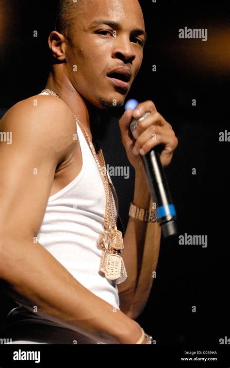Rapper Ti Hi Res Stock Photography And Images Alamy