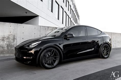 Tesla Model Y Black Black Tesla Model Y With Matte Black 19 Inch Tss