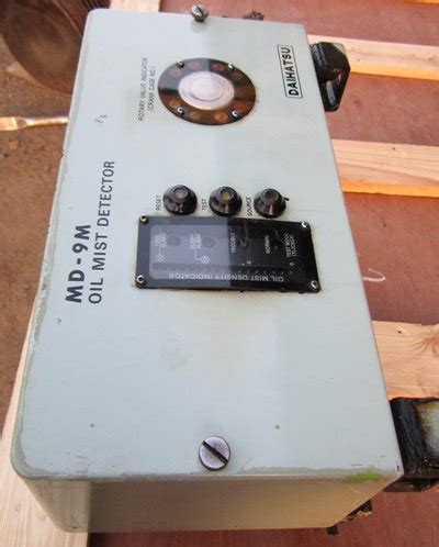 Used but good working condition. DAIHATSU MD 9M OIL MIST DETECTOR