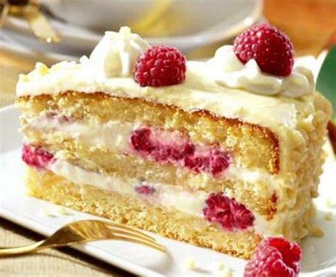 500g mascarpone 250g speisequark und 1 tl zitronensaft unter die. Cremige Mascarpone-Himbeertorte | Rezept | Himbeertorte ...