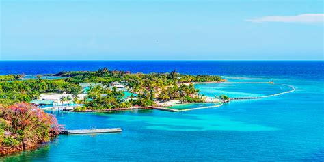 Forbes Incluye A Roatán Como Una De Las Mejores Playas Del Caribe Para