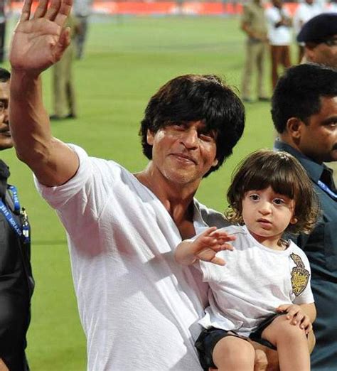 Shahrukh khan's son aryan looks exactly like him. A doll version of Shah Rukh Khan and his son AbRam ...