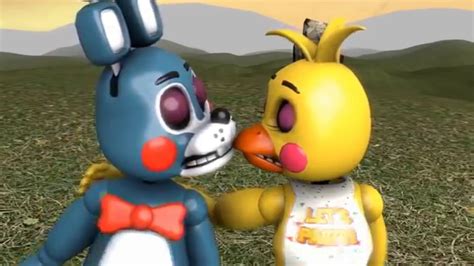 Toy Bonnie X Toy Chica Kissing