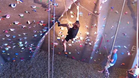 Crazy Indoor Lead Climbing Dyno 512b Youtube