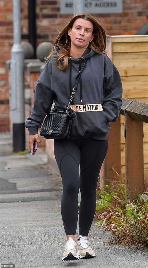 Coleen Rooney Shows Off Her Svelte Figure In Figure Hugging Black Leggings Daily Mail Online