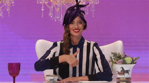 Iulia albu a explodat la tv! INTERVIU- Iulia Albu: "Căsătoria este, momentan, un ...