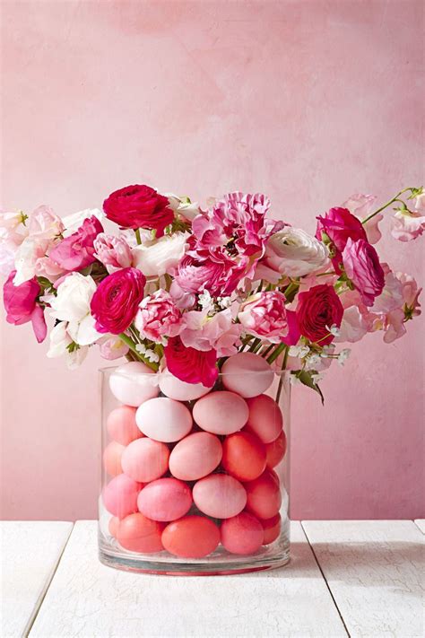 20 Easter Flower Arrangements For A Stunning Holiday Table Easter