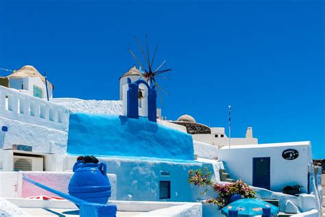 Stone Building With White Walls In Santorini Free Image Download