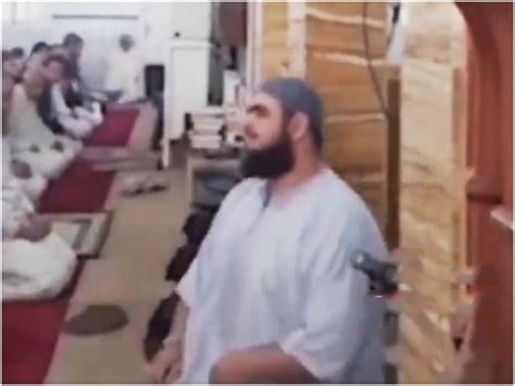 بلی سے حسن سلوک کرنے والے امام کی ایک اور ویڈیو وائرل Kasoti Digital