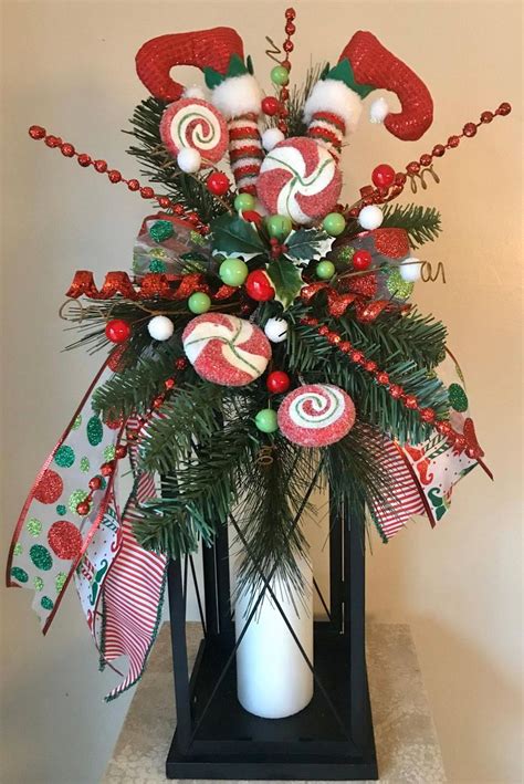 Santa S Little Helper Red Decorative Whimsical Etsy Natale Stravagante Elfo Di Natale