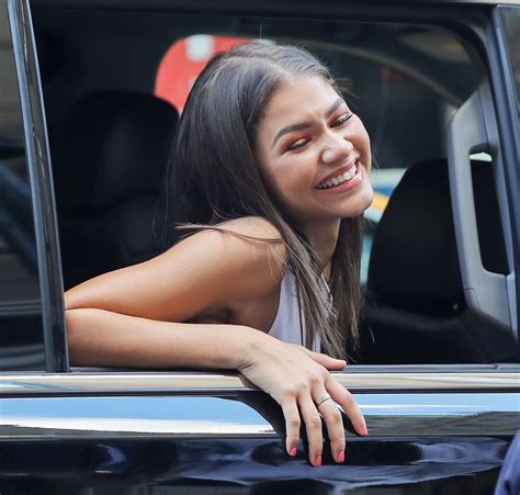 Zendaya Greets Some Of Her Fans From Her Car 15 Gotceleb