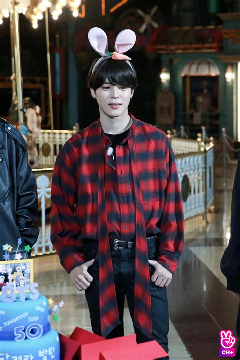 Maybe you would like to learn more about one of these? Jimin Chile on Twitter: " 180501 #JIMIN detrás de ...