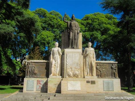 Plaza Itália Mendoza | Mendoza, Viagem argentina, O turista