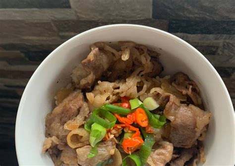 616 resep daging yoshinoya ala rumahan yang mudah dan enak dari komunitas memasak terbesar dunia! Resep Beef Bowl Yakiniku Ala Yoshinoya oleh Kitchentells ...