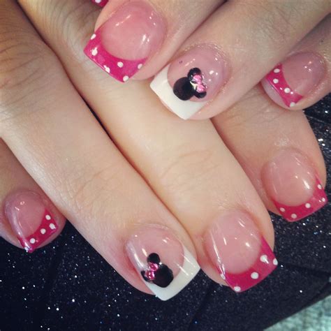 Minnie Mouse Nails With Rhinestone Pink Bow Minnie Mouse Nails