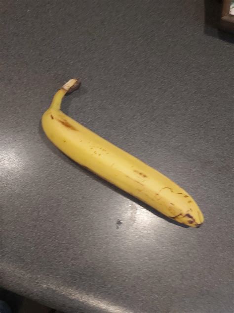 This Straight Banana R Mildlyinteresting