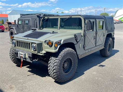 M1152 Montain Bike Carrier Vince Army Truck