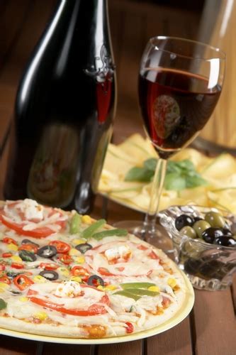 The publication also included the 10 best states for pizza lovers, which includes pennsylvania in 7th place. Pairing Wine and Pizza | Wine List