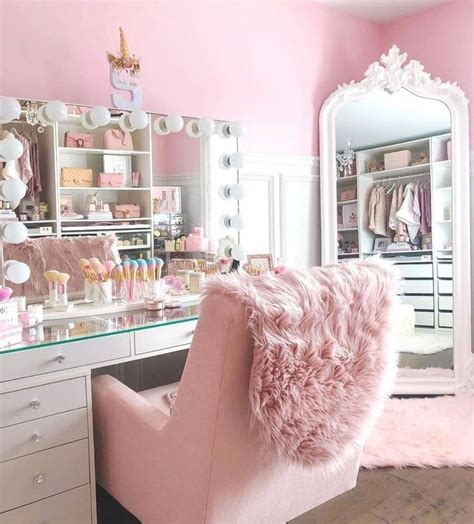Loving This Pink Glam Room 💗 Yay Or Nay 💫 Photo B Girl Bedroom
