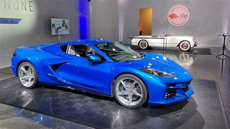 1st hybrid corvette unveiled what to know about the e ray abc news