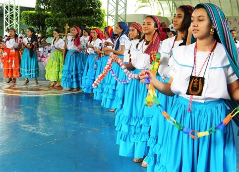 34 Best El Salvador Traditional Dress Images On Pinterest Traditional Dresses El Salvador And