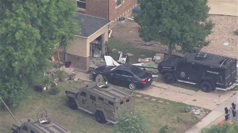 Police Shoot Kill Suspect Who Barricaded Himself Inside Englewood Home