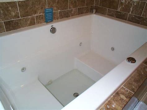 Hot tub hotel room booking. huge Fuji tub with 2 seats and jets - Picture of Kimpton ...