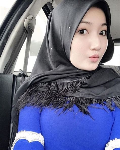 pin by mack zolkifly on malaysian gadis berjilbab gaya hijab mode wanita