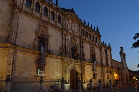«alcalá es la continuadora de la vieja compluto y la viejísima iplacea. ALCALÁ DE HENARES. 20 AÑOS PATRIMONIO DE LA HUMANIDAD
