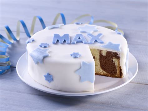 We did not find results for: Kindergeburtstag-Kuchen "Junge", 16 cm Durchmesser, für ca ...
