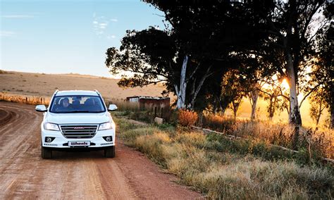 Since 1959, the indestructible land cruiser didn't let anything stand on their way. OFF-ROAD TEST: Toyota Land Cruiser 79 D/C V8 6x6 - Leisure ...