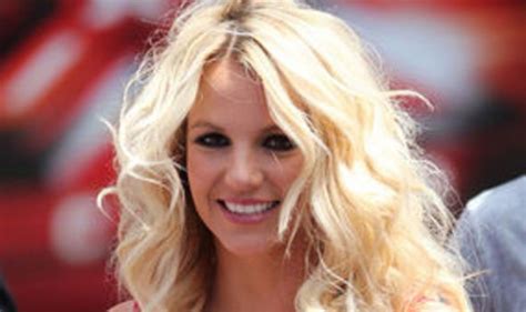Britney Spears Persuaded To Take X Factor Job By Make Up Artist Day