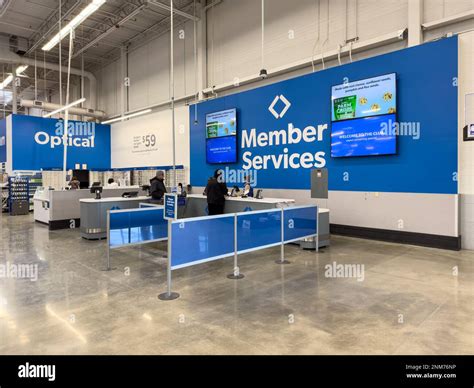 Sams club membership service Stock Photo - Alamy