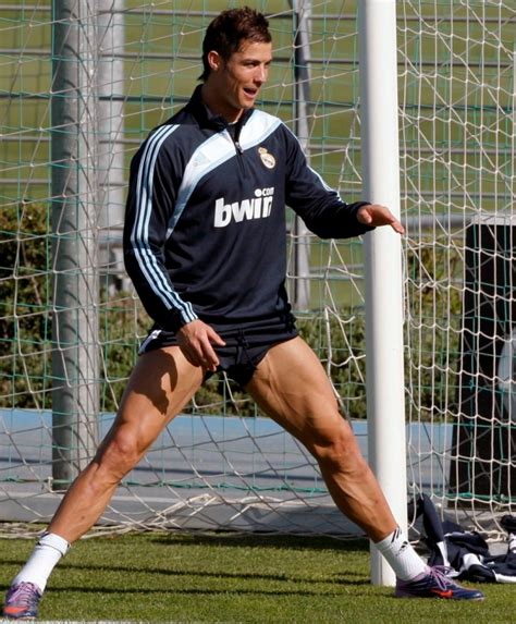 Footballers With Impressive Thighs A Look At The Powerful Legs In The